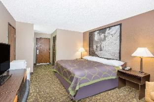 Super 8 By Wyndham Belleville Room photo